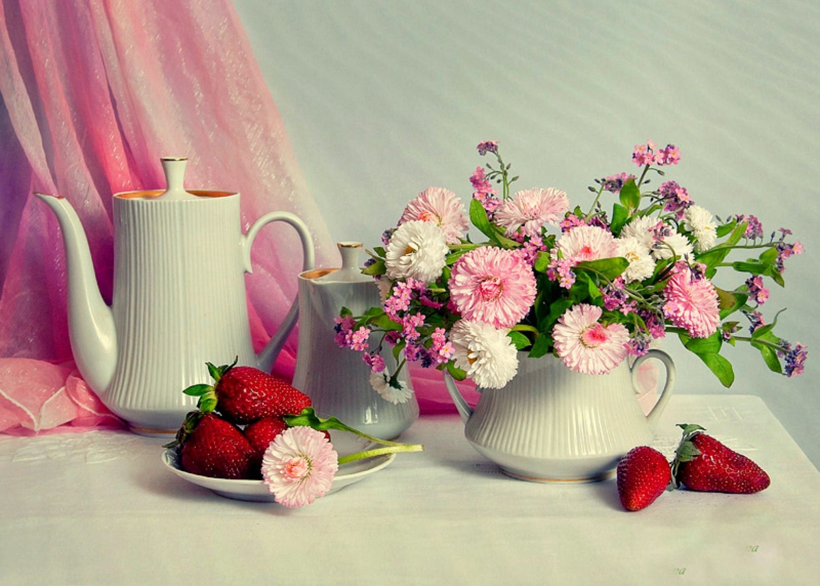 Доброе утро доброго дня и хорошего настроения. Прекрасного утра и настроения. Прекрасный день. Доброе утро прекрасного дня. Открытки с добрым утром с цветами.